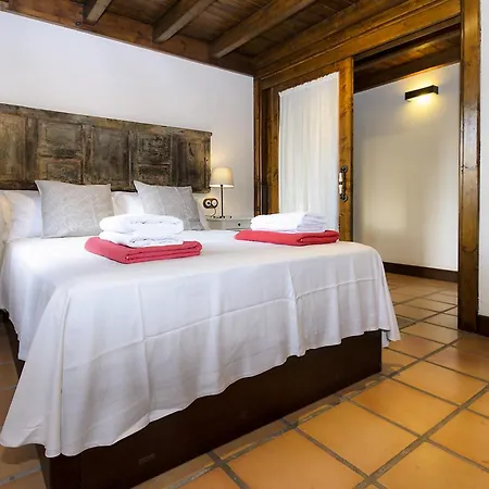 Ermita Perdomo * Масдаче